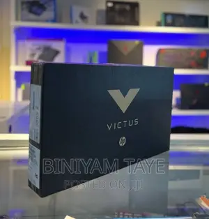 New Laptop 8GB AMD Ryzen 5 SSD 512GB