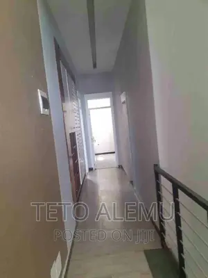 5bdrm House in House For Sale, Yeka for sale