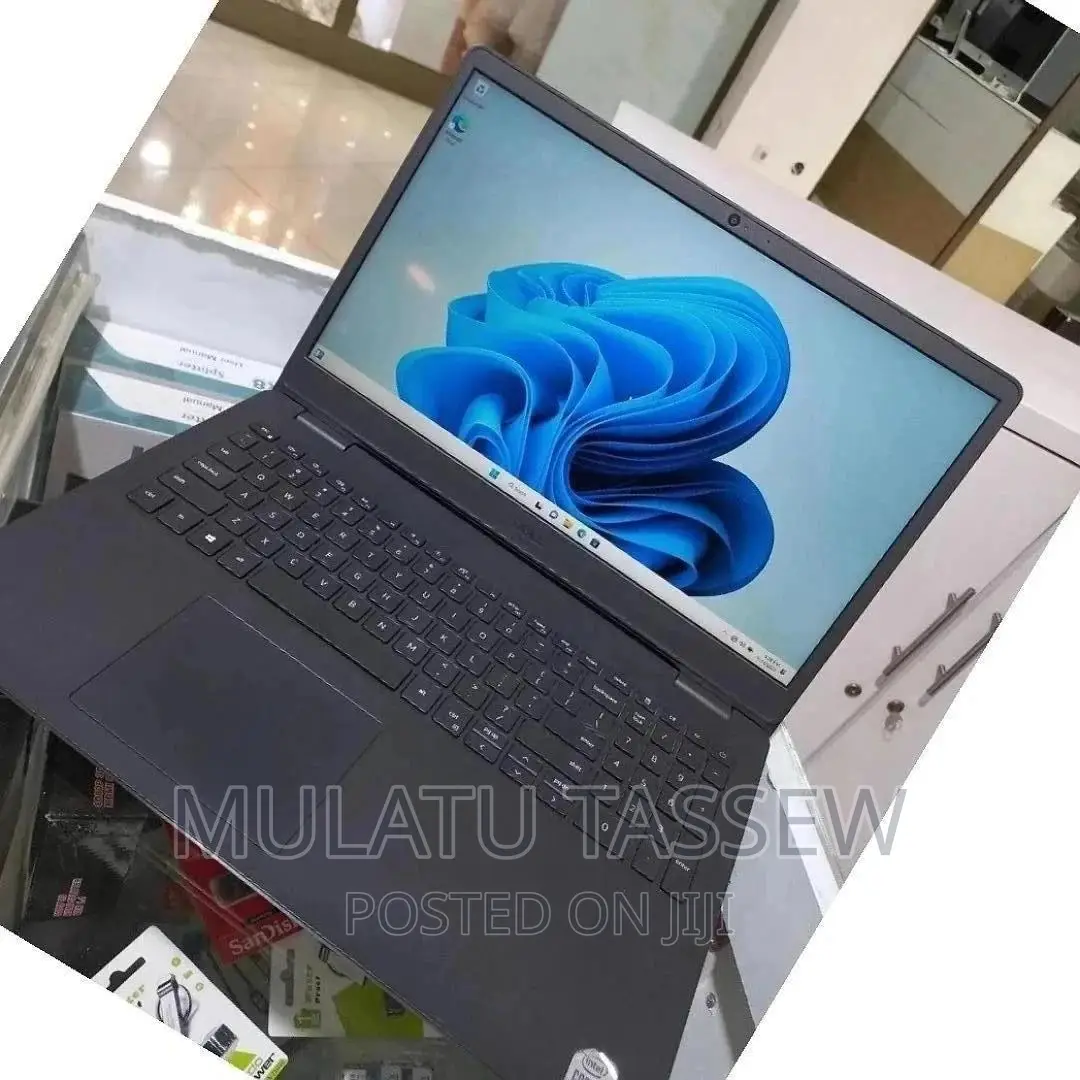 New Laptop Dell Inspiron 3541 8GB Intel Core i5 HDD+SSD 256GB