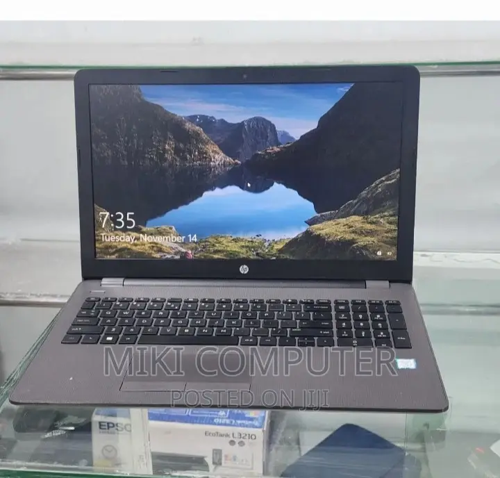 New Laptop HP Stream Notebook 8GB Intel Core I7 HDD 1T