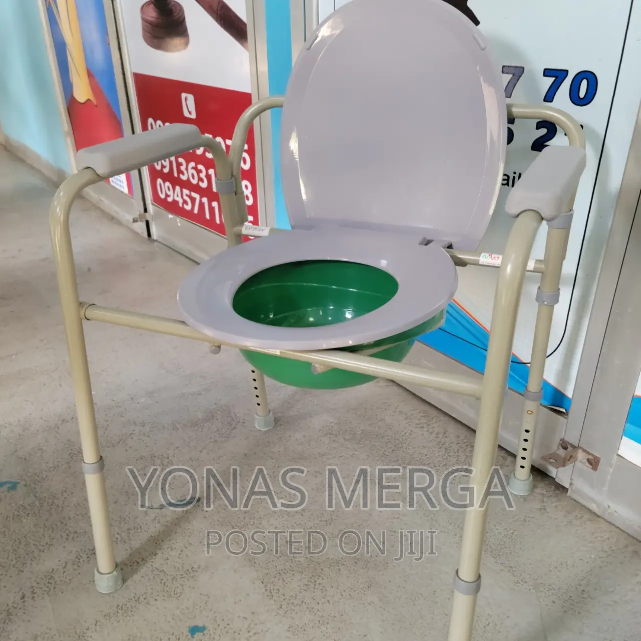 Slightly Used Popo Chair Wheel Chair የምስራች አሳካሚ እርፍሚያስብል