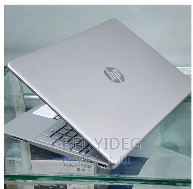 New Laptop HP Stream Notebook 8GB Intel Core I3 SSD 256GB