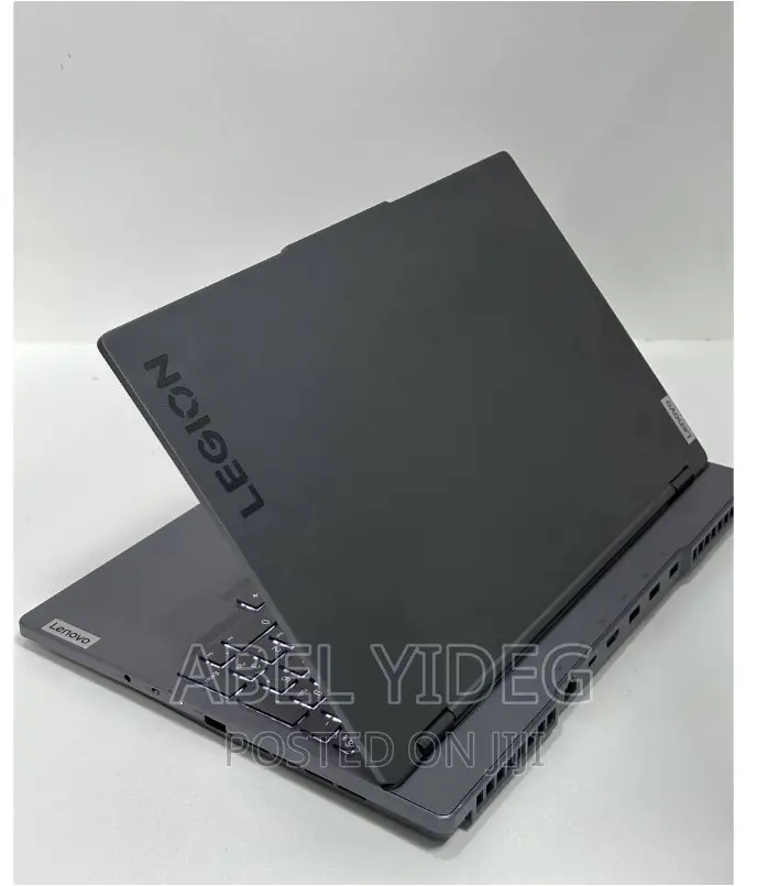 New Laptop Lenovo Legion 7 16GB AMD Ryzen 7 SSD 512GB