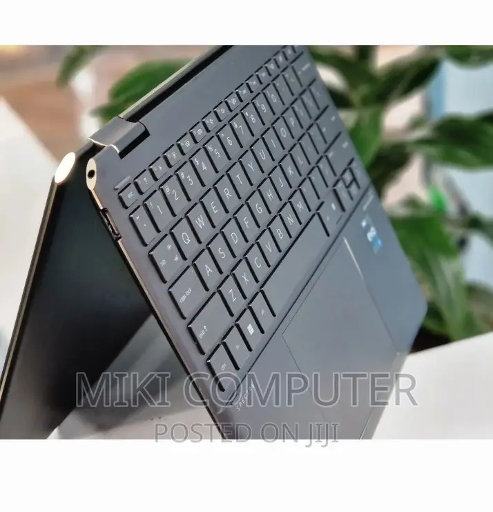 New Laptop HP Spectre X360 16GB Intel Core I7 SSD 512GB