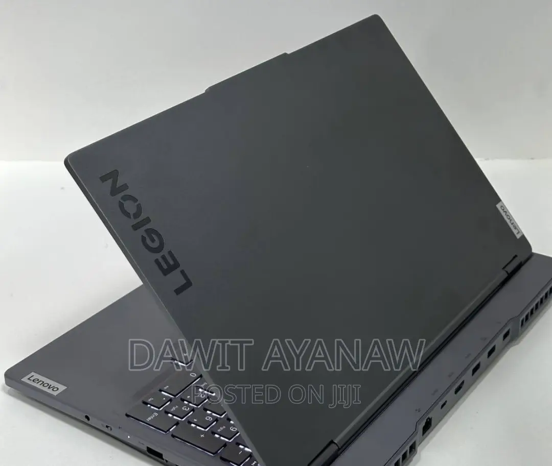 New Laptop Lenovo Legion 5 16GB AMD Ryzen 7 SSD 512GB