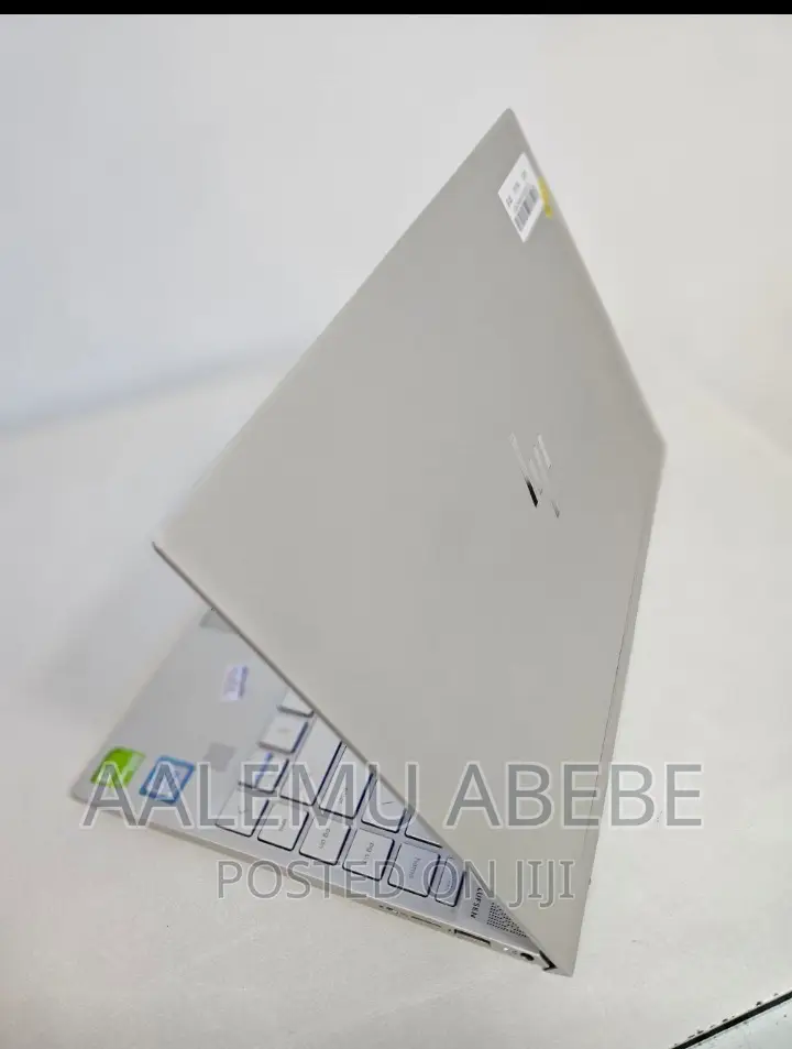 New Laptop HP Envy 13 8GB Intel Core I5 SSD 512GB