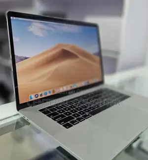 New Laptop Apple MacBook 2019 16GB Intel Core i7 SSD 512GB