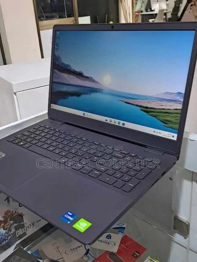 New Laptop Dell Vostro DVCI325 8GB Intel Core I5 HDD 1T