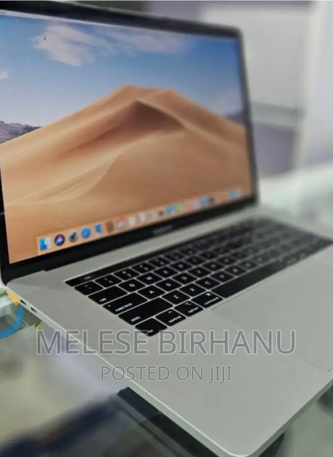New Laptop Apple MacBook Pro 2019 16GB Intel Core I7 SSD 512GB