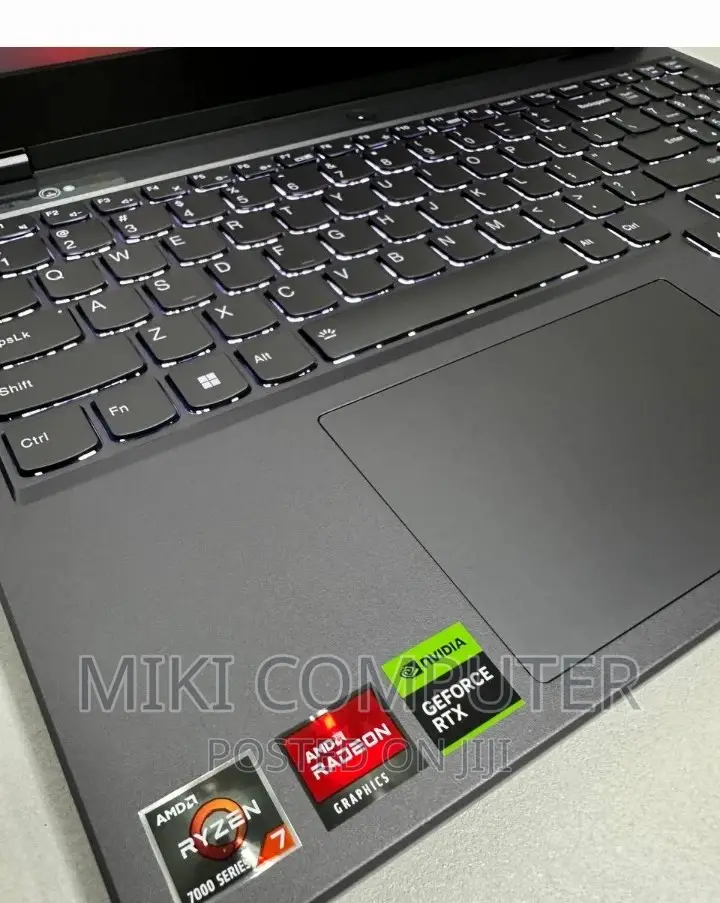 New Laptop Lenovo Legion 5 16GB AMD Ryzen 7 SSD 512GB
