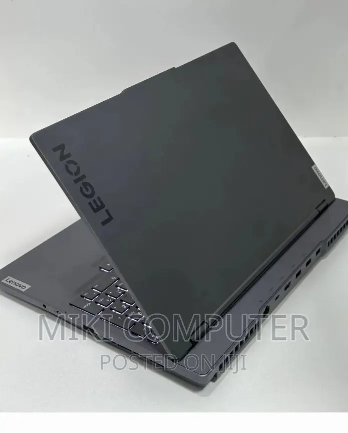New Laptop Lenovo Legion 5 16GB AMD Ryzen 7 SSD 512GB