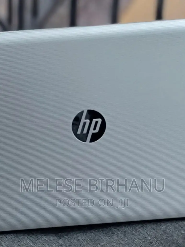 New Laptop HP Stream Notebook 8GB Intel Core I3 HDD 1T