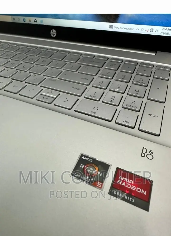 New Laptop HP Pavilion 15 8GB AMD Ryzen 5 SSD 512GB