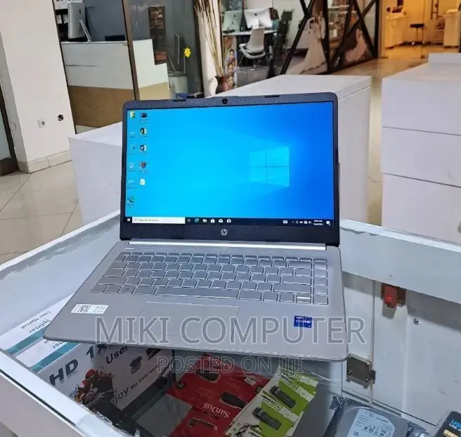 New Laptop HP Stream Notebook 16GB Intel Core I7 SSD 512GB