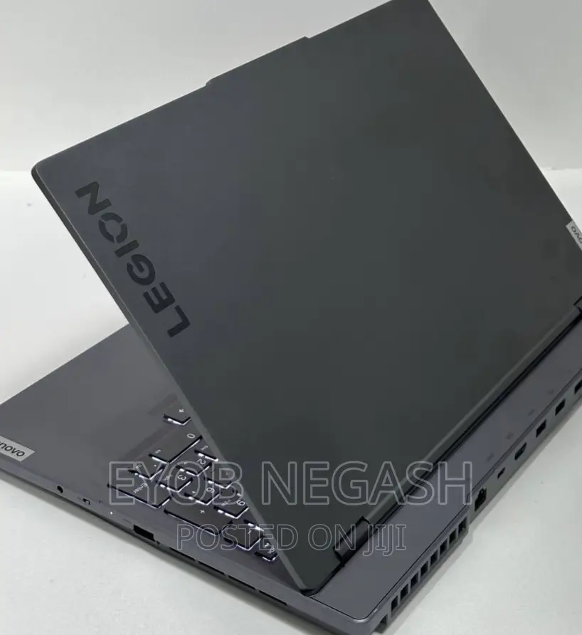New Laptop Lenovo Legion 5 16GB AMD Ryzen 5 SSD 1T
