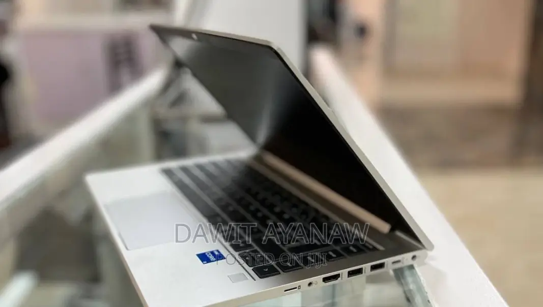 New Laptop HP 8GB Intel Core I5 SSD 512GB