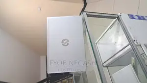 New Laptop HP EliteBook 840 8GB AMD Ryzen 3 SSD 256GB