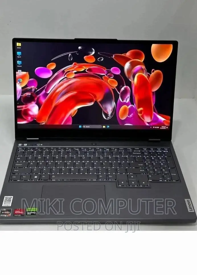 New Laptop Lenovo Legion 5 16GB AMD Ryzen 7 SSD 512GB