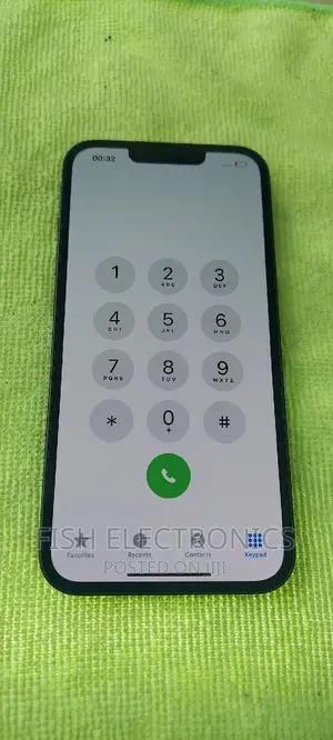 New Apple iPhone 13 128 GB Green