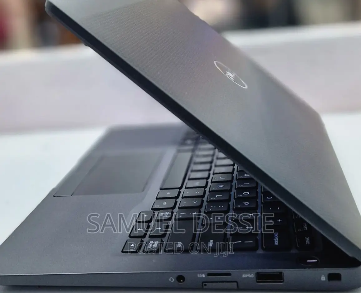 New Laptop Dell Latitude 5400 8GB Intel Core I5 SSD 512GB