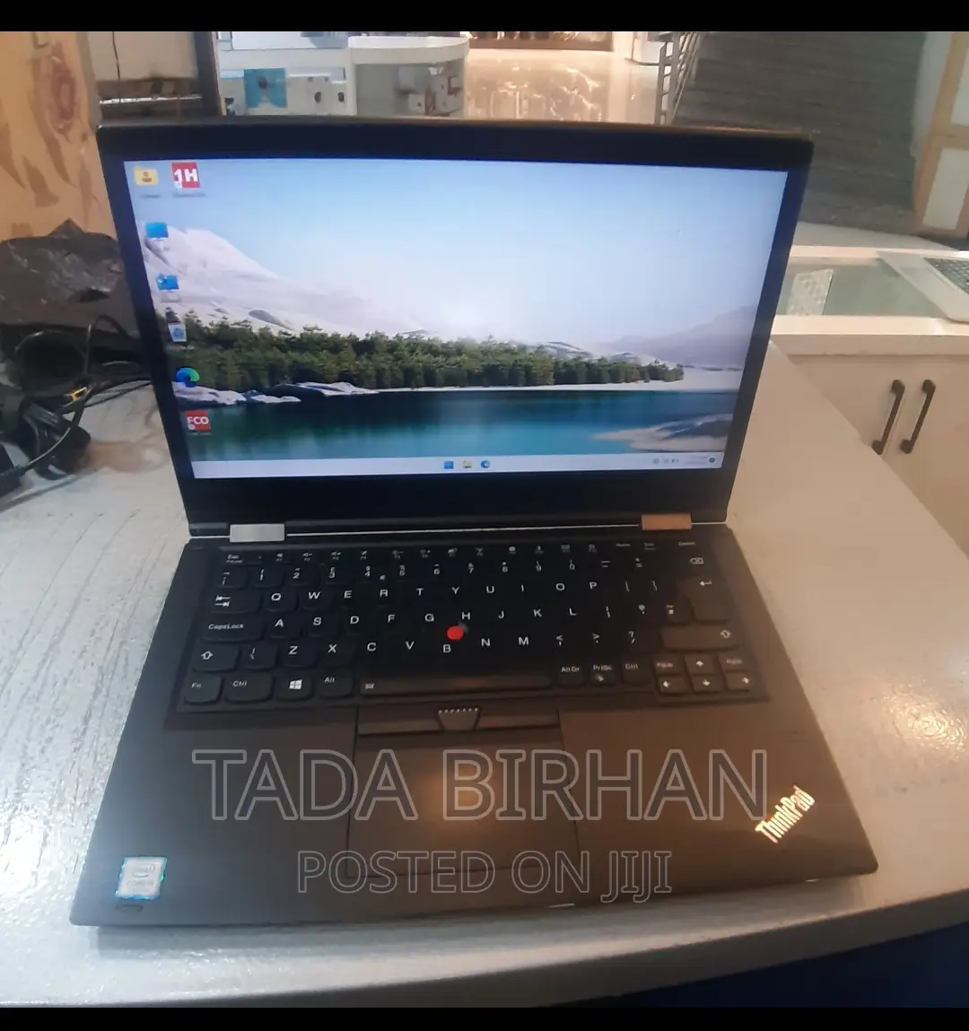 New Laptop Lenovo ThinkPad Yoga 370 8GB Intel Core I5 SSD 512GB