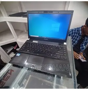 Laptop Toshiba Satellite C55 8GB Intel Core I5 HDD 640GB