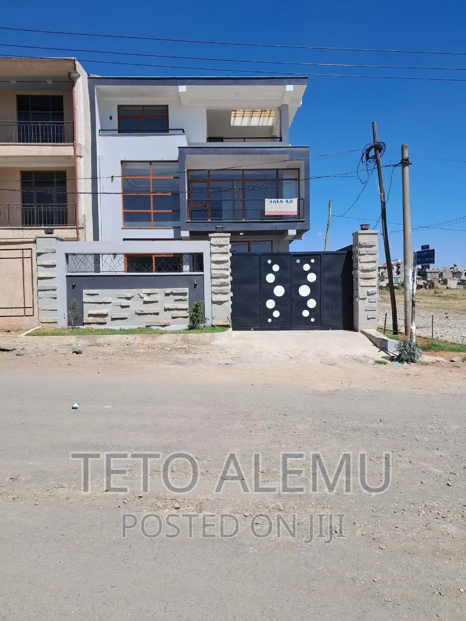 6bdrm House in House For Sale, Bole for sale