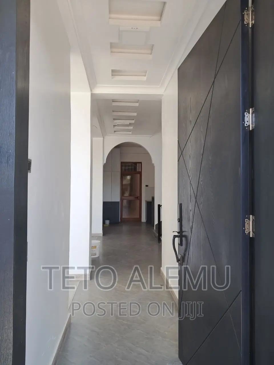 6bdrm House in House For Sale, Bole for sale