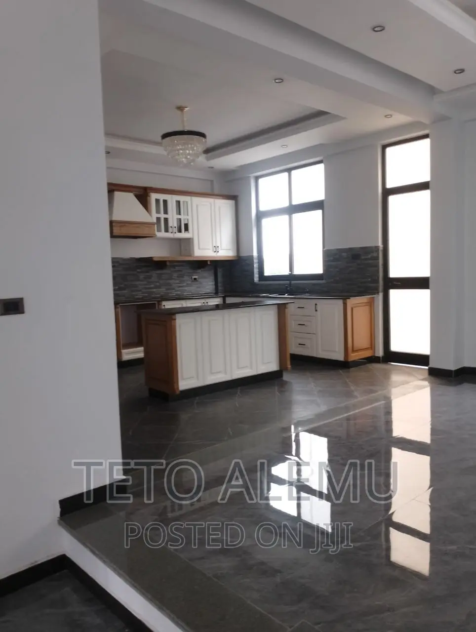 7bdrm House in House For Sale, Bole for sale