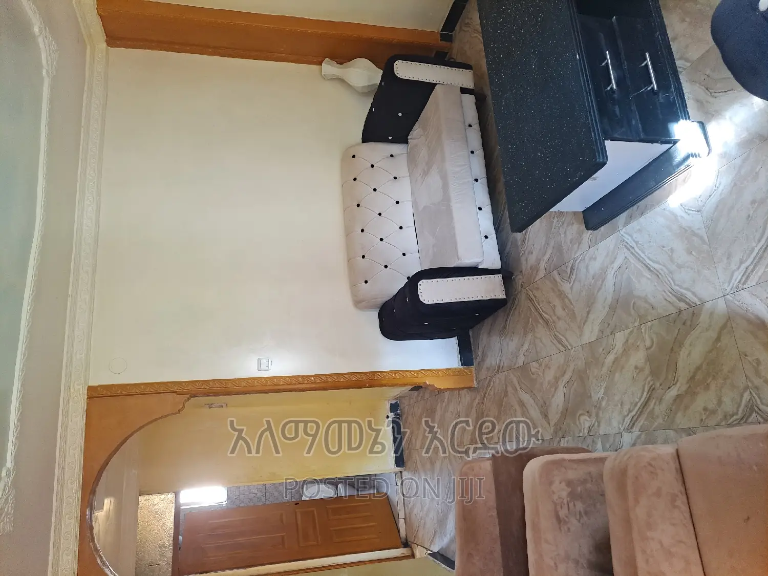 Furnished 1bdrm Condo in ሰሚት ኮንዶሚንየም, Bole for sale