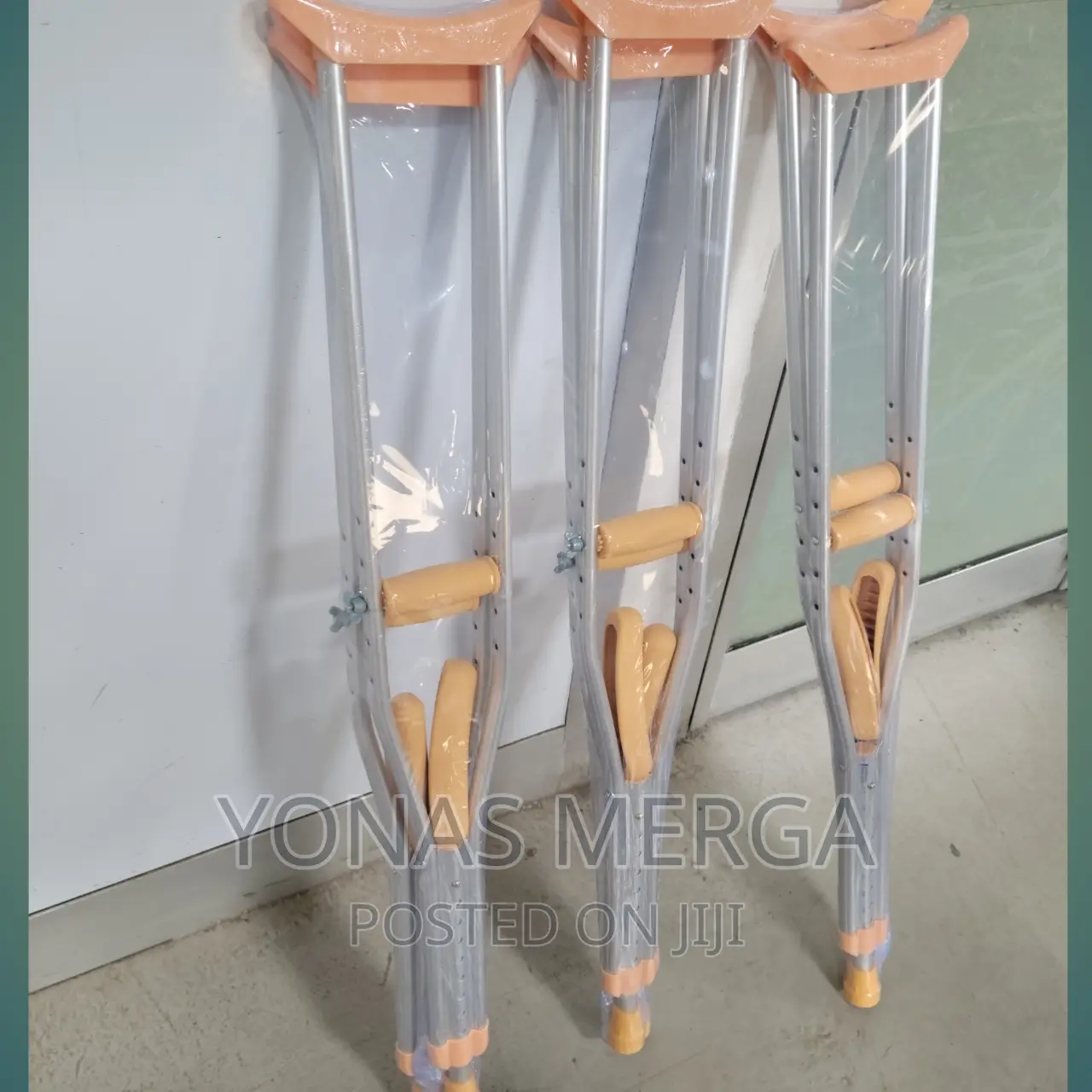 K-Care Aluminium Underarm Crutches