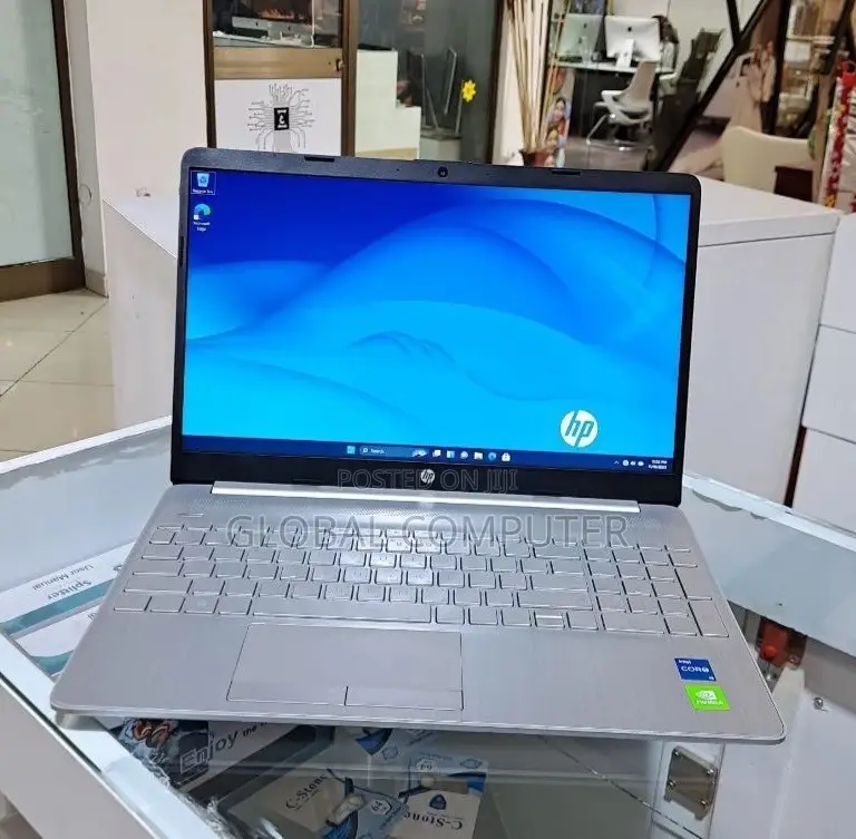 New Laptop HP EliteBook 840 16GB Intel Core I7 SSD 512GB
