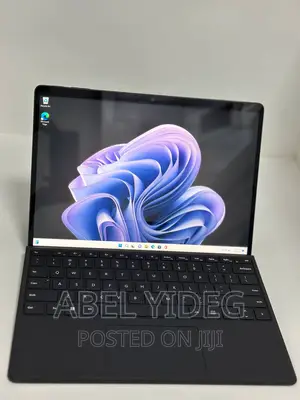 Photo - New Laptop Microsoft Surface Pro 9 16GB Intel Core I5 SSD 512GB