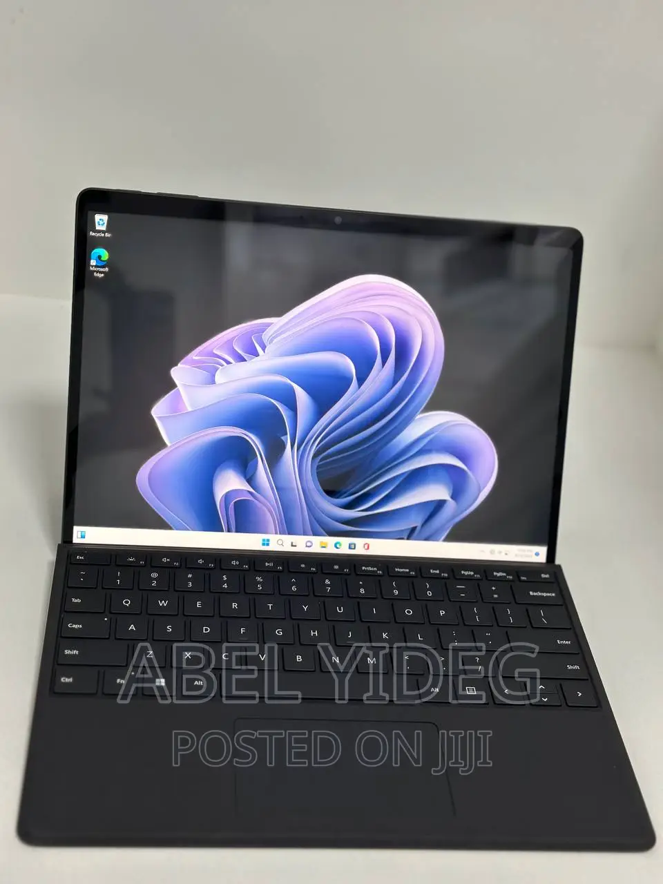 New Laptop Microsoft Surface Pro 9 16GB Intel Core I5 SSD 512GB