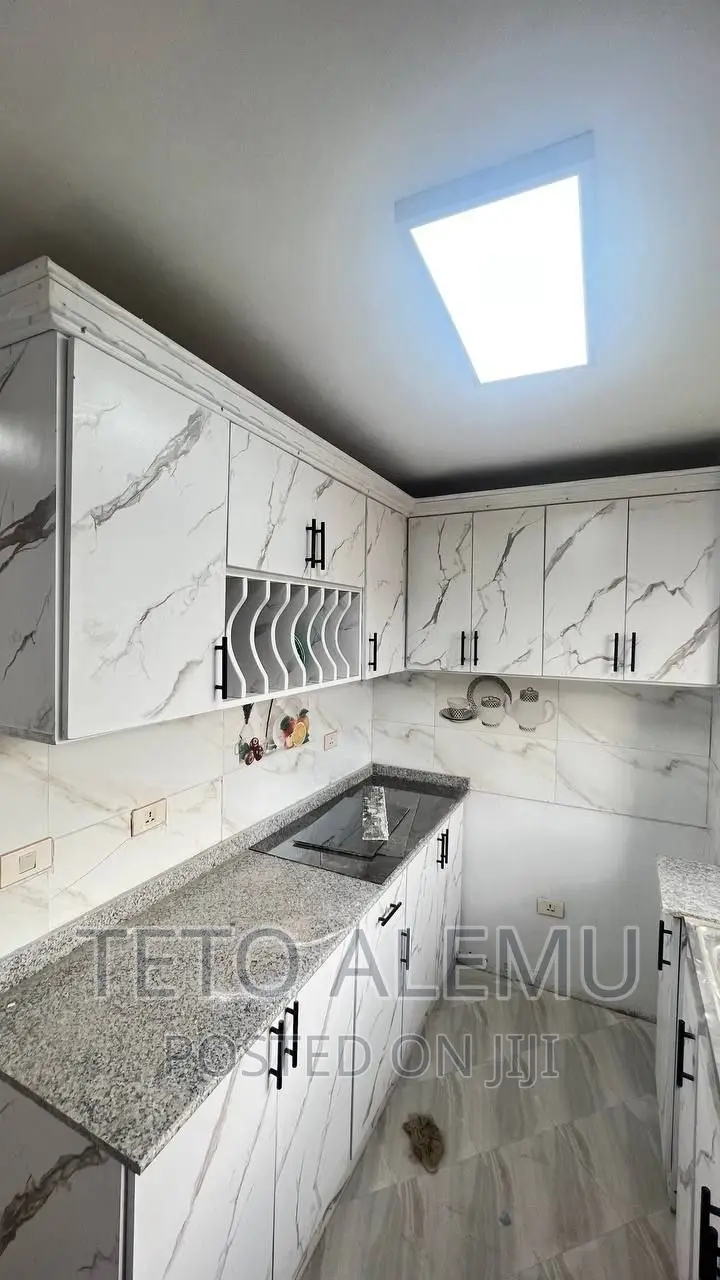 5bdrm House in House For Sale, Bole for sale