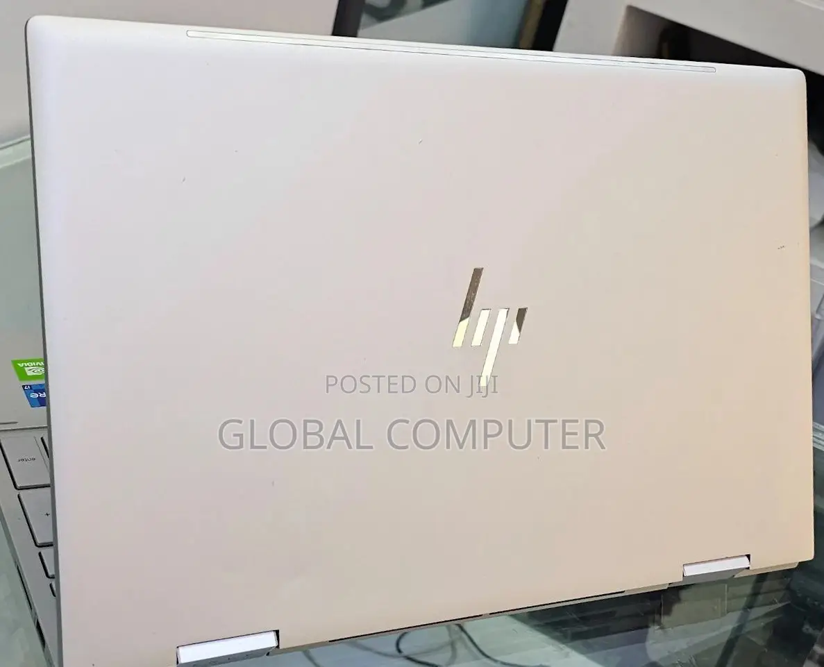 New Laptop HP Envy X360 13z 16GB Intel Core I7 SSD 512GB