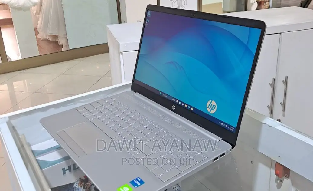 New Laptop HP Stream Notebook 8GB Intel Core I5 SSD 512GB