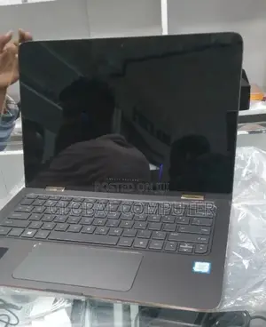 New Laptop HP Spectre 13 8GB Intel Core I7 HDD 1T