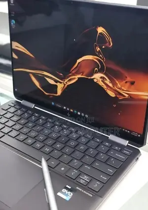 Photo - New Laptop HP Spectre 14 16GB Intel Core I7 SSD 512GB