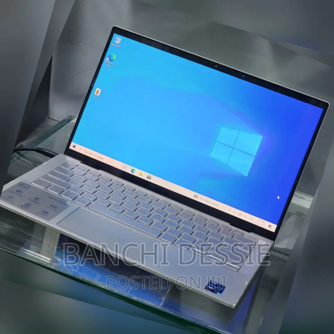 New Laptop Dell Inspiron 15 8GB Intel Core I5 SSD 512GB