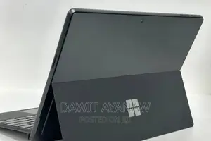 New Laptop Microsoft Surface Pro 9 16GB Intel Core I7 SSD 512GB
