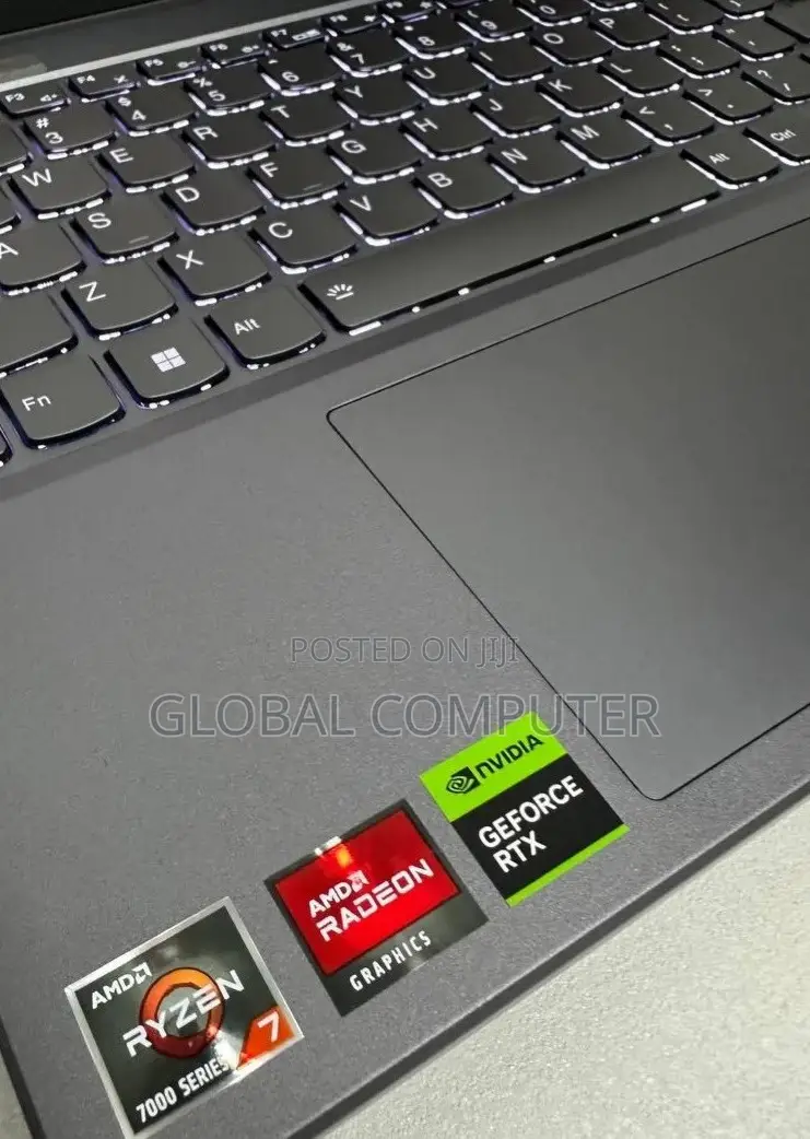 New Laptop Lenovo Legion 5i 16GB AMD Ryzen 7 SSD 512GB