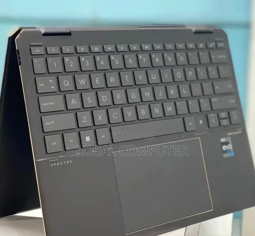 New Laptop HP Spectre X360 16GB Intel Core I7 SSD 512GB