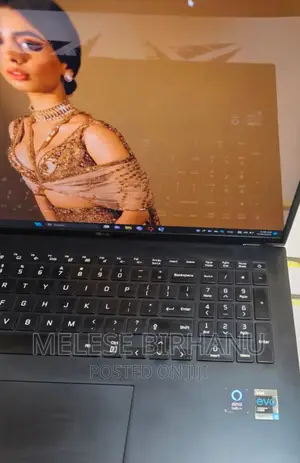 New Laptop LG Gram 15.6 16GB Intel Core I7 SSD 1T