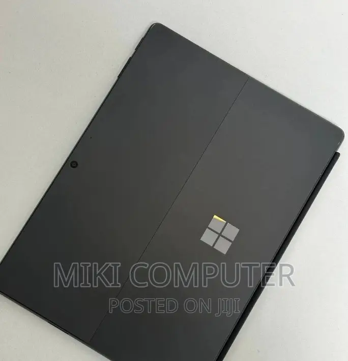 New Laptop Microsoft Surface Pro 9 16GB Intel Core I5 SSD 512GB