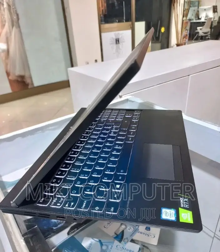 New Laptop Lenovo 16GB Intel Core I7 SSD 512GB