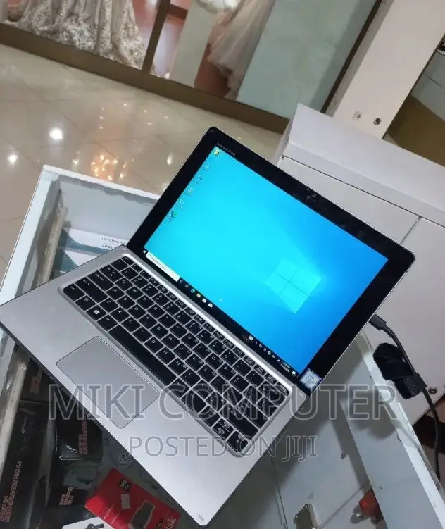 New Laptop HP EliteBook X2 1012 G1 8GB Intel SSD 256GB