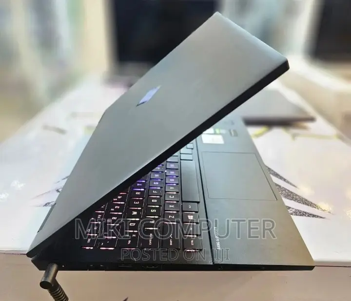 New Laptop HP Omen 15 16GB Intel Core I7 SSD 1T