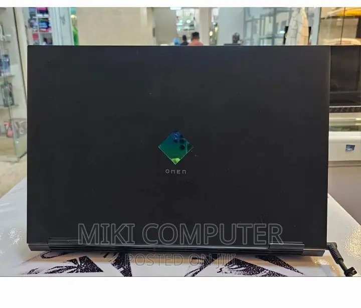 New Laptop HP Omen 15 16GB Intel Core I7 SSD 1T