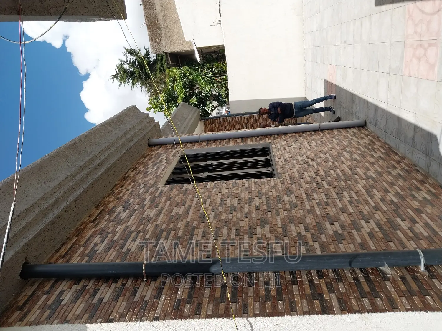 Furnished 4bdrm Villa in Yeka Abm for sale